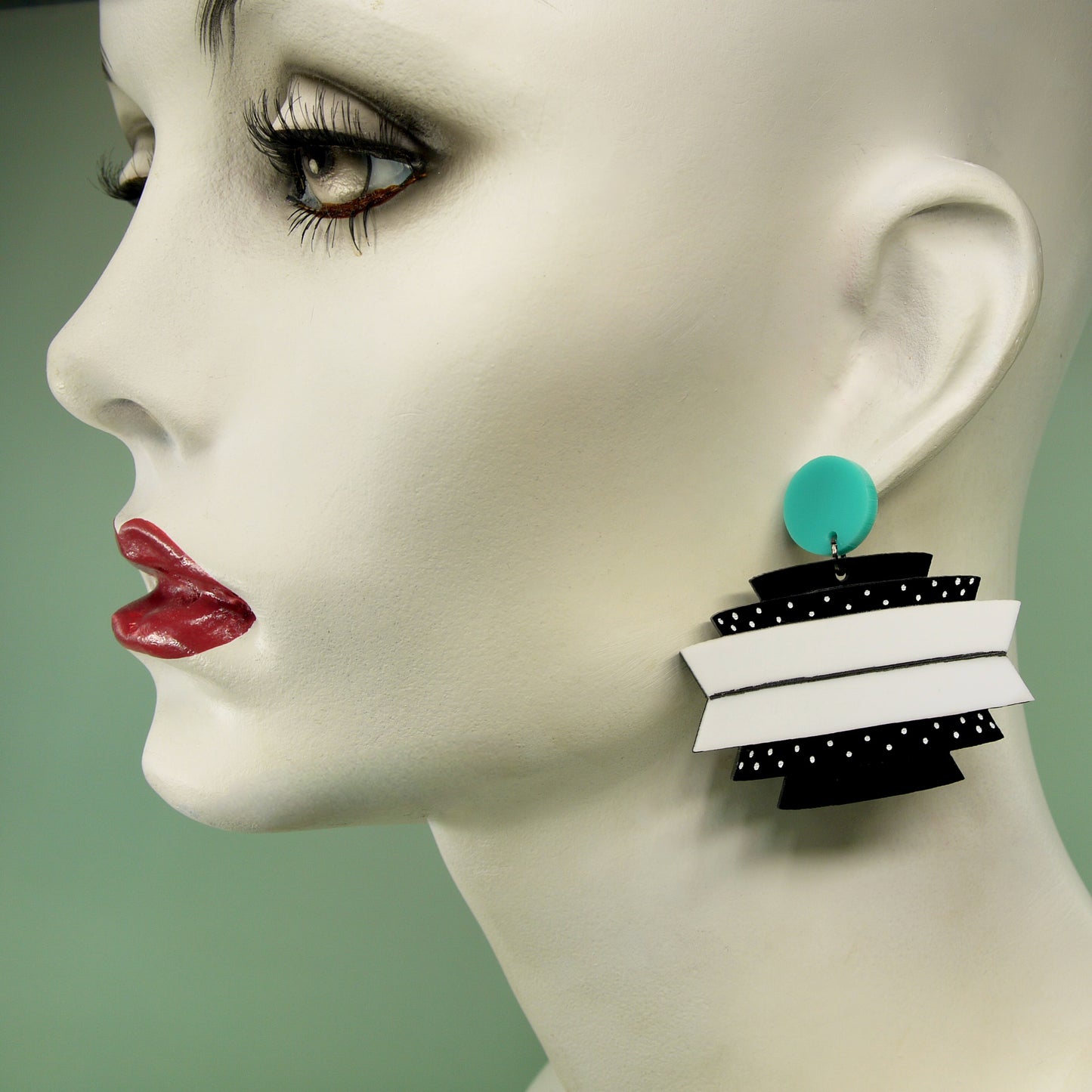 Trava Earrings